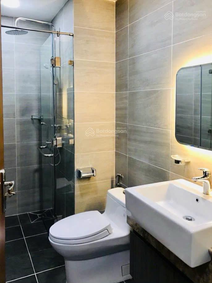 Cho thuê gold view q4 1pn 1wc 50m2  nội thất đủ ban công  giá 14.500.000đ  5p đi q1  bơi gym đủ