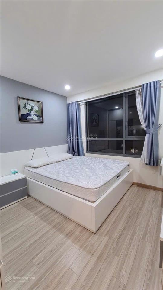 Cho thuê nhiều căn tresor q4, 2pn giá từ 19 22tr có ban công, đủ nội thất, qua q1 2 phút