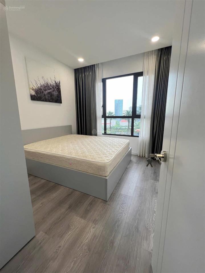 Cho thuê nhiều căn tresor q4, 2pn giá từ 19 22tr có ban công, đủ nội thất, qua q1 2 phút