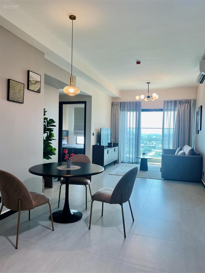 Cho thuê icon56 3pn 2wc 100m2 đủ nội thất giá 24,5tr vào ngay . chuyên quản lý cho thuê icon56.