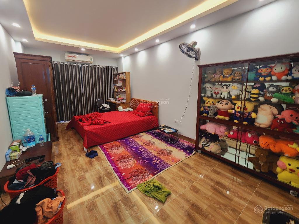 Cần bán gấp nhà bằng liệt linh đàm ô tô đỗ cửa, sát chợ dt 45m2 giá hơn 8 tỷ