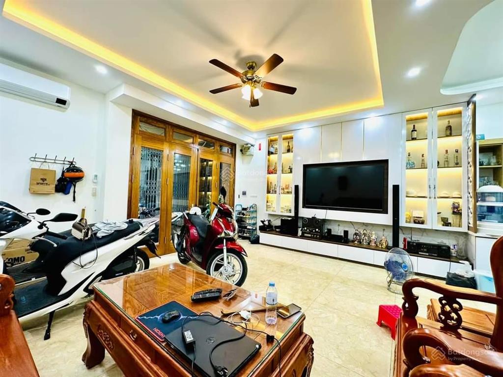 Bán nhà linh đàm, bằng liệt ngõ thông sát phố gần 37 m2, chỉ gần 8 tỷ
