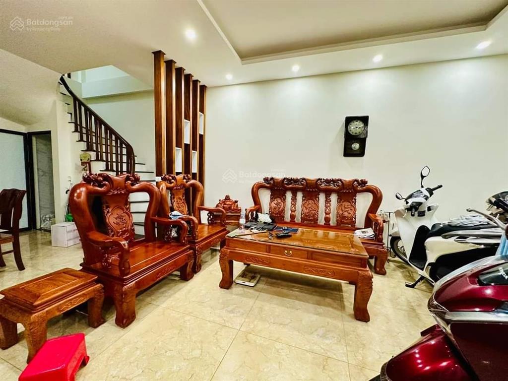 Bán nhà linh đàm, bằng liệt ngõ thông sát phố gần 37 m2, chỉ gần 8 tỷ