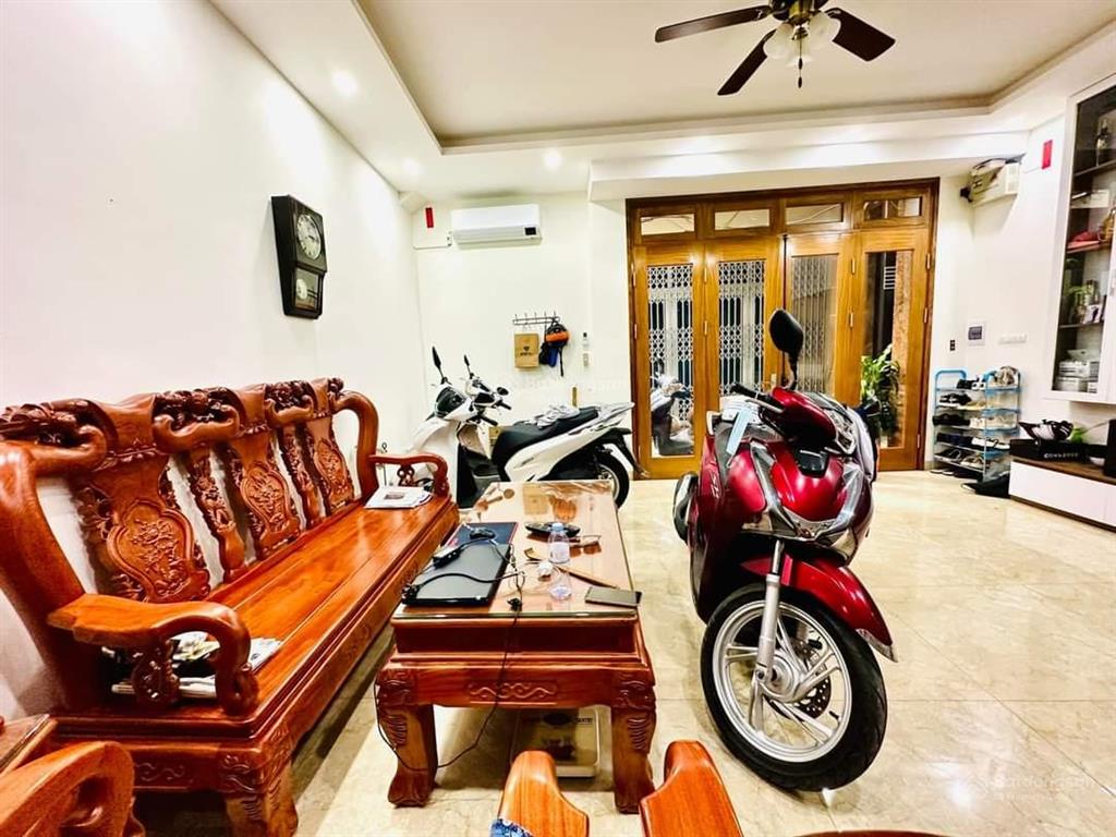 Bán nhà linh đàm, bằng liệt ngõ thông sát phố gần 37 m2, chỉ gần 8 tỷ