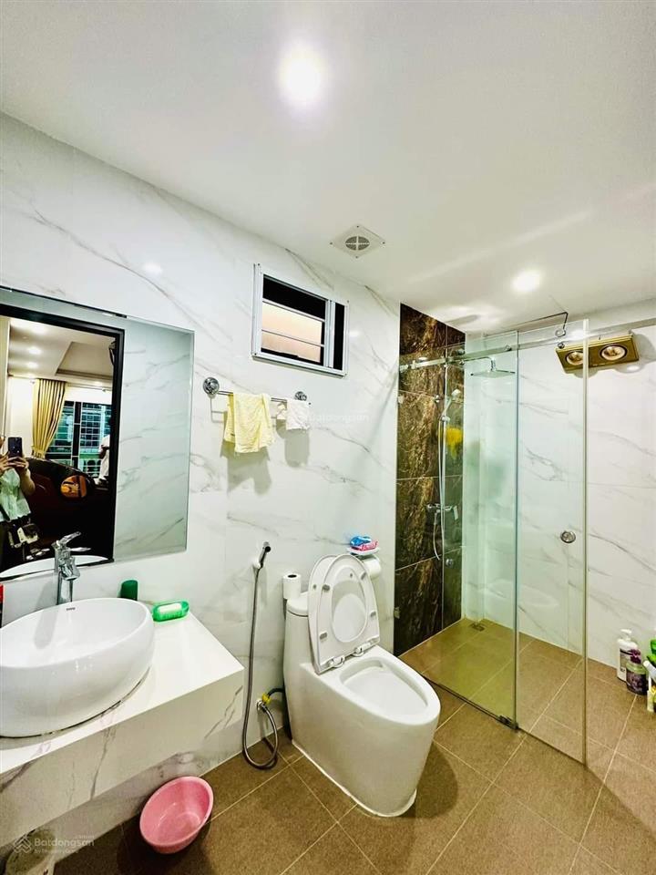 Bán nhà linh đàm, bằng liệt ngõ thông sát phố gần 37 m2, chỉ gần 8 tỷ