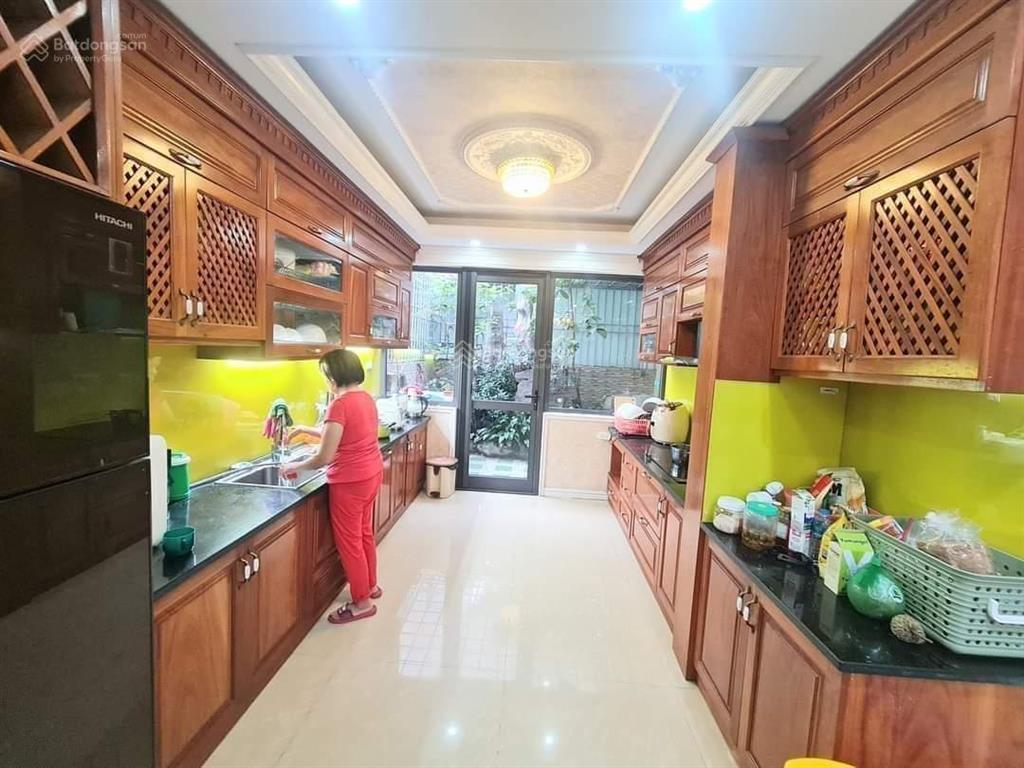 Bán nhà bằng liệt, linh đàm nhà mới cứng, vài bước ra ô tô đỗ, diện tích 38m2 giá 8,3 tỷ