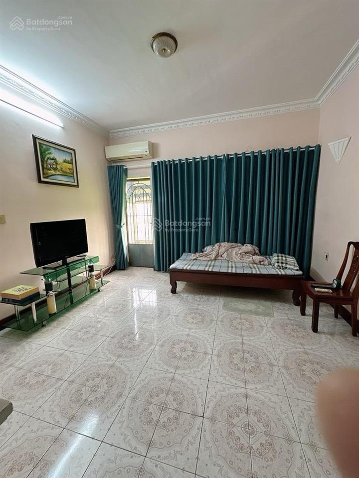 Biệt phủ tân bình  giáp quận 3  lê văn sỹ  234m2  3 tầng  gara ô tô riêng  pn+wc 134tr/m2 tl