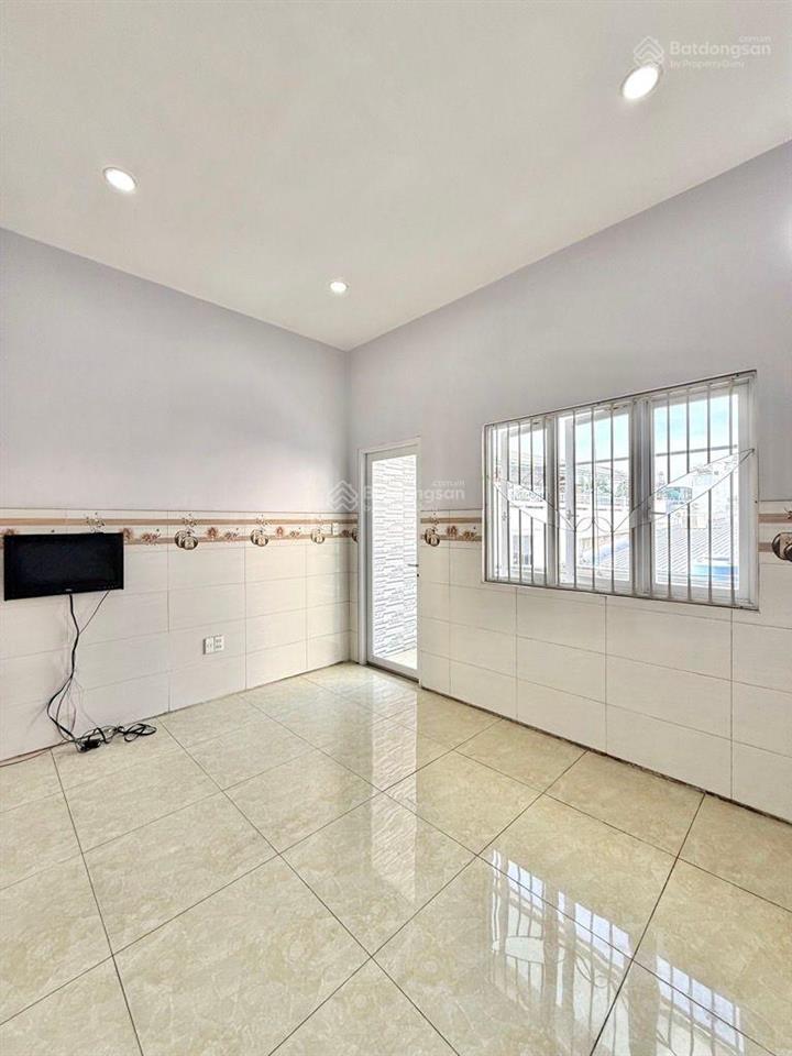 Gần mặt tiền  sát quận 3  46m2  nở hậu 3 tầng 4pn+wc riêng đường 6m đẹp thoáng  chỉ 7tỷ nhẹ