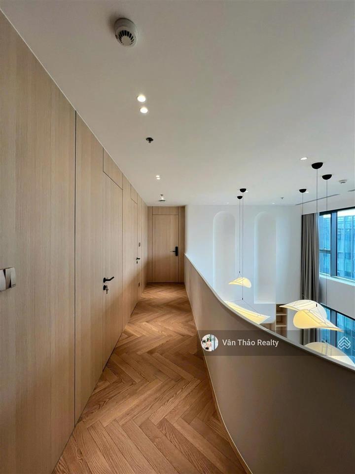 Căn hộ duplex penthouse  full nội thất cao cấp  the crest metropole thủ thiêm  2p di chuyển q1