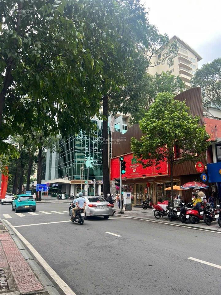 Hạ 20 tỷ! bán building mt mạc đĩnh chi, quận 1  11x20m, hđt 8.4 tỷ/năm, hầm 7 tầng  170 tỷ