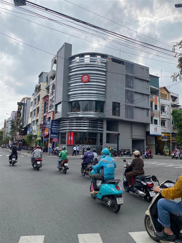 Bán mt ngay phan xích long  khu phố ẩm thực  8x16m, hđt 130tr/th, hầm 6 tầng  giá 39 tỷ