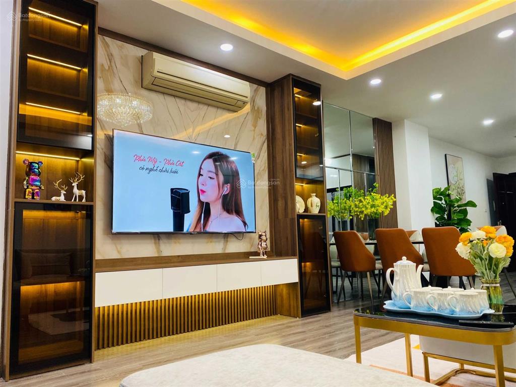 Bán căn imperia nguyễn huy tưởng, 2pn, 75m2, giá 6,8tỷ