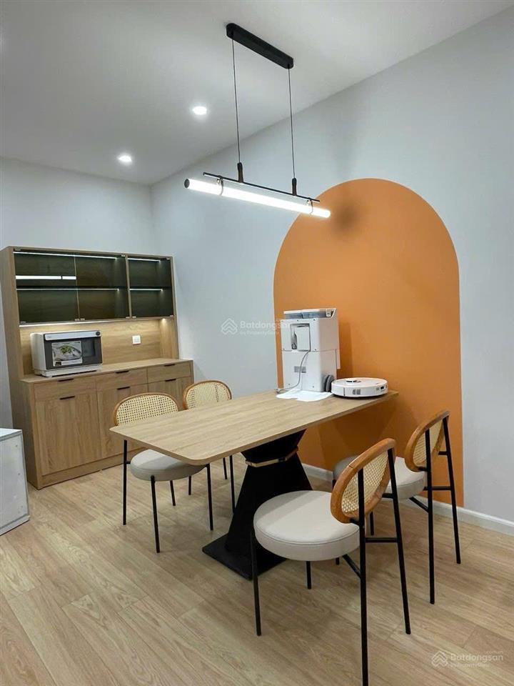 Bán căn 106m 3pn mhd trung văn tố hữu giá 9,3ty