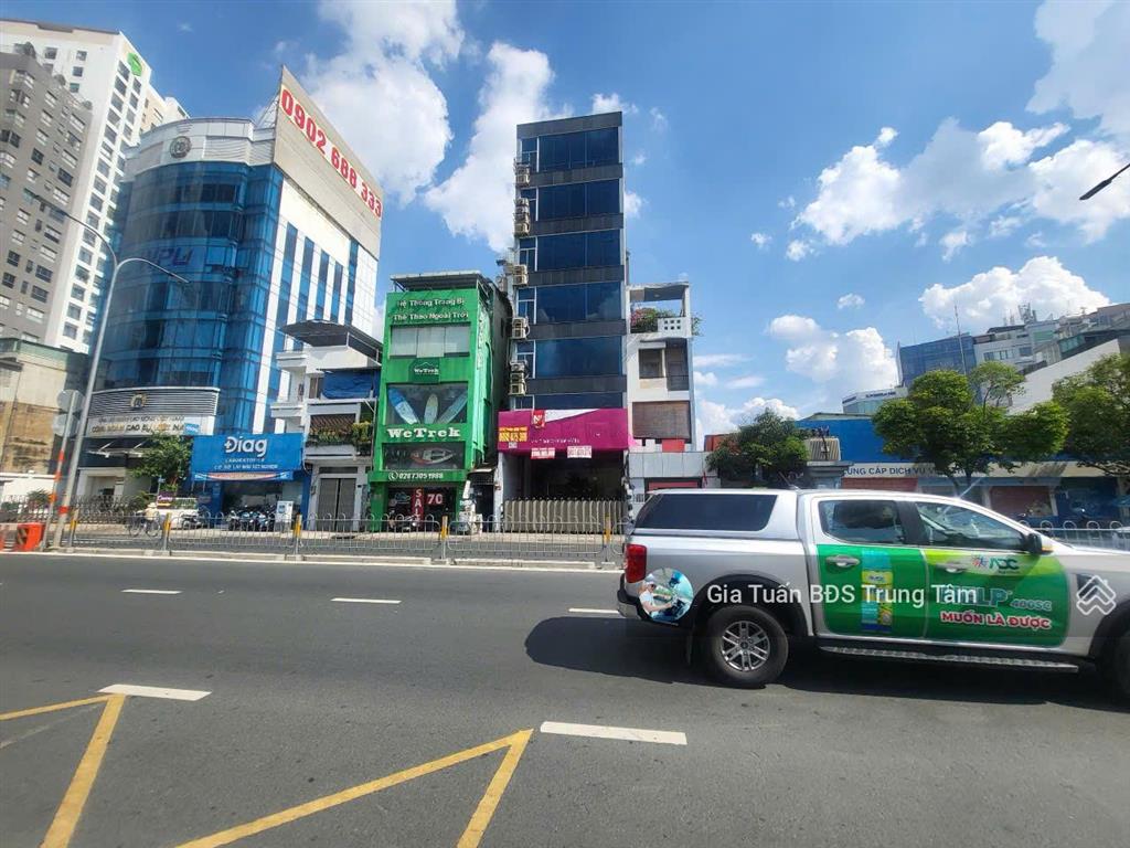 Bán building mt hoàng văn thụ phú nhuận  6,5m *17m  hầm 7tầng  hđt 100tr/1t  gía 45tỷ