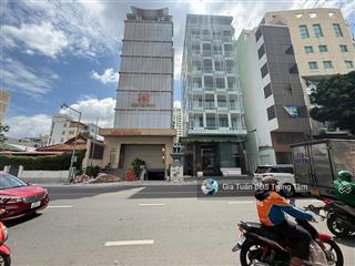 Bán building 2 mặt tiền nguyễn văn trỗi,  dòng tiền thu nhập 650tr/1 tháng  11m*17m hầm 10tầng