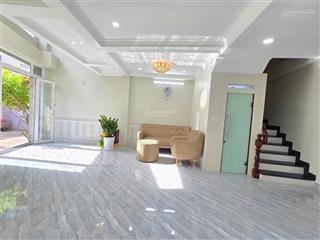 Nhà mới 5 tầng full nt 5.5x8.5m hẻm thẳng 8m ngay nơ trang long trần quý cáp, cách mặt tiền 1 căn