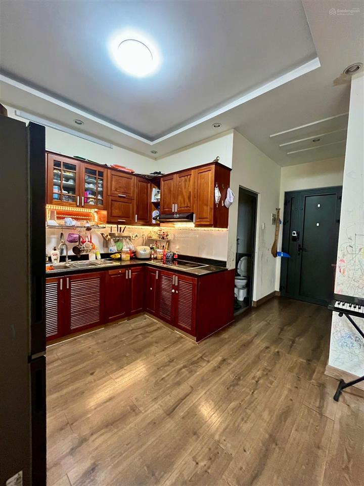 Bán gấp bán rẻ căn hộ chung cư sunview town 2pn 1wc hiệp bình thủ đức sổ hồng sẵn công viên hồ bơi