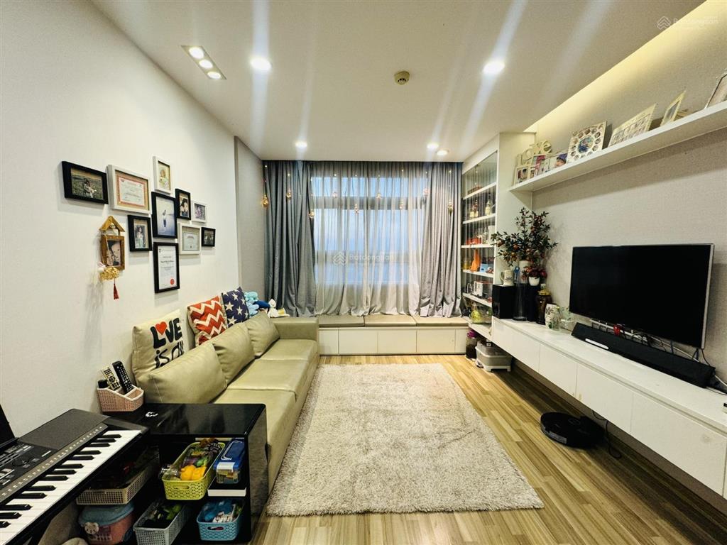 Bán giá hời thủ đức căn hộ sunview town 2pn 2wc sổ hồng sẵn công viên hồ bơi nhận nhà ngay trả góp