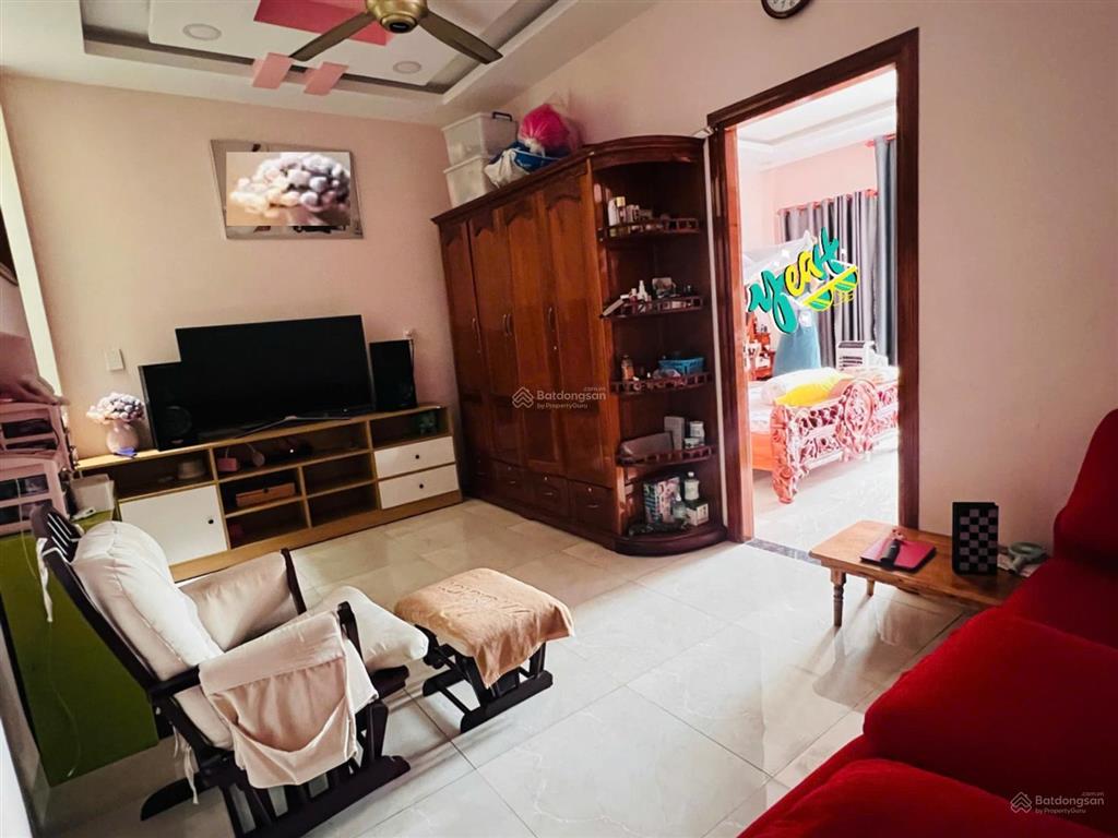 Nhà sang xịn 2 mặt tiền 4pn 6wc, hầm xe hơi, thang máy, 900m ra phạm văn đồng, 200m ra vành đai 2