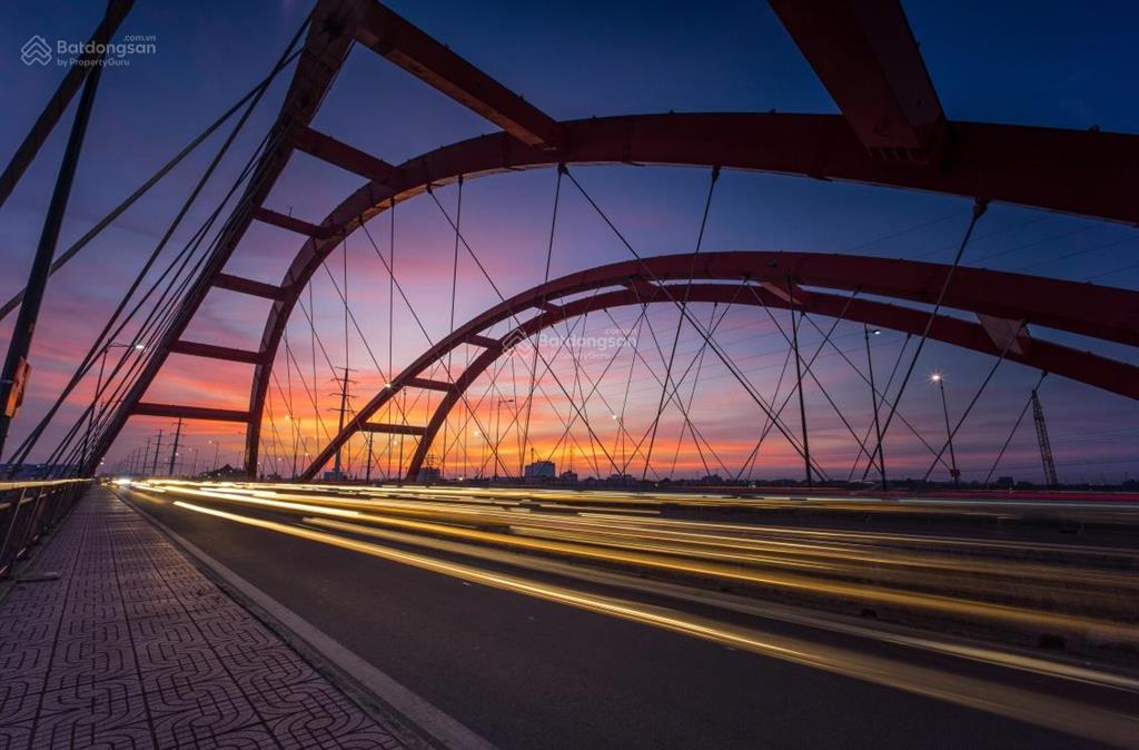 Nhà sang xịn 2 mặt tiền 4pn 6wc, hầm xe hơi, thang máy, 900m ra phạm văn đồng, 200m ra vành đai 2