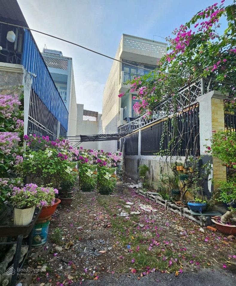 Đất trước nhà thoáng 3 xe hơi tránh nhau hẻm ql13 hiệp bình phước thủ đức 300m ra ngã 4 bình phước