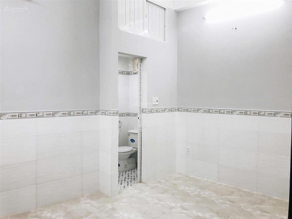 Bán nhà 5 tầng btct ngay hàng xanh  đinh bộ lĩnh, dtsd 220m2 chỉ 7.5 tỷ