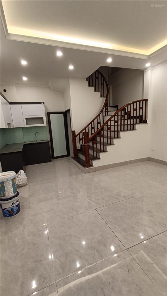 Siêu hiếm t.t thạch bàn,d.t rộng,mt khủng, 5 tầng giá lại siêu rẻ "chỉ nhỉnh 6 tỷ thôi"
