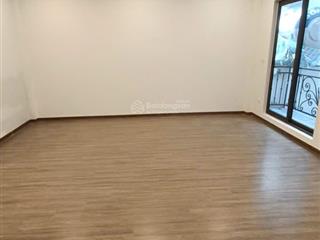 Siêu hiếm trung tâm thạch bàn,d.tích rộng, mt khủng, 5 tầng, giá chỉ nhỉnh 6 tỷ