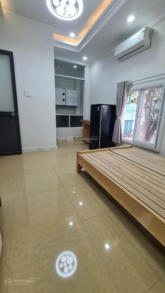 Bán gấp nhà đẹp đặng thùy trâm, 3 tầng, 4 pn, đi bộ 200m tới trường đh văn lang cs3, đường rộng 12m