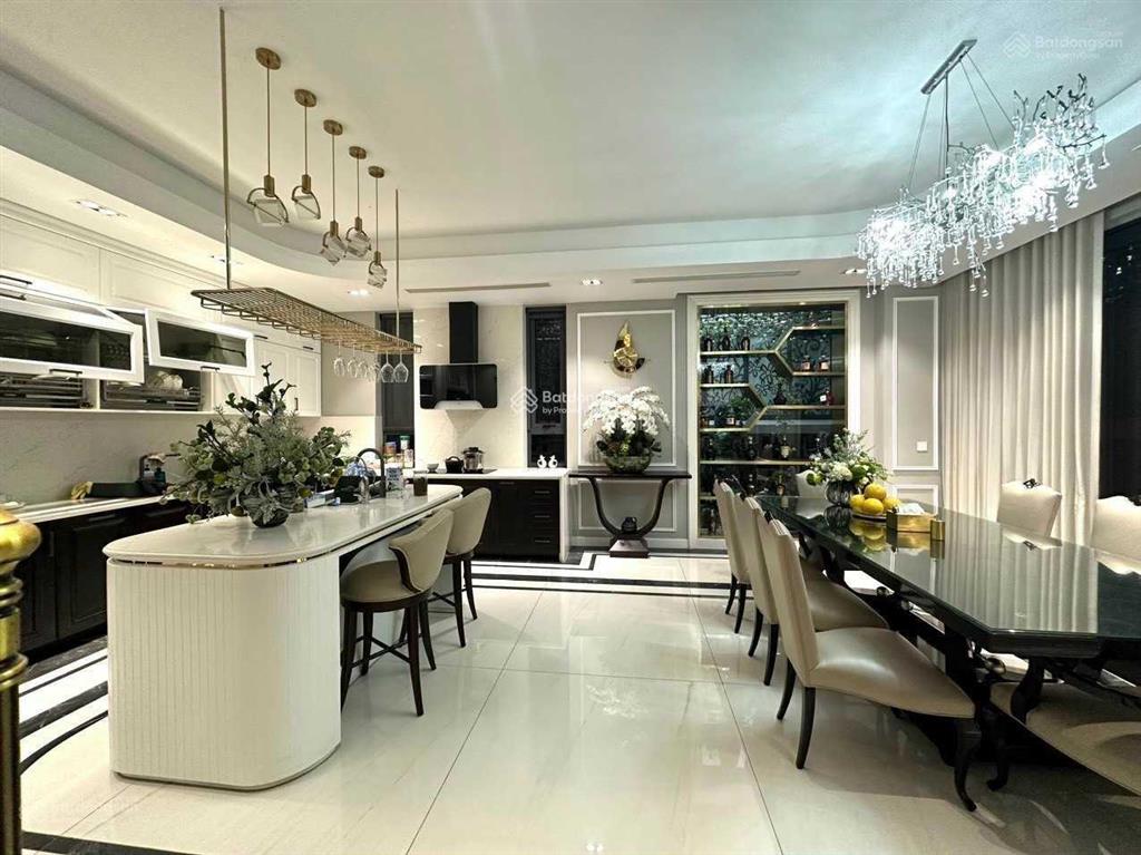 Bán biệt thự sân vườn tây mỗ  gần dương nội  200m2 gần hồ  view thoáng  35 tỷ