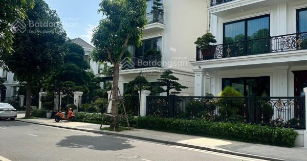 Bán biệt thự sân vườn tây mỗ  gần dương nội  200m2 gần hồ  view thoáng  35 tỷ