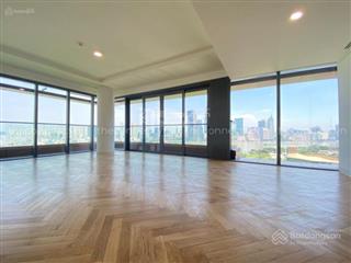 Căn hộ lô góc 4pn + 1  phiên bản giới hạn tại sun feliza cầu giấy  159m2  mặt tiền tới 13m