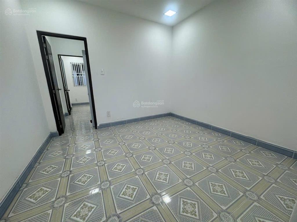 Bán nhà riêng 42m2 dương bá trạc 3 lầu 4pn phường 2 quận 8 nhà mới chỉ 5,5 tỷ ctl