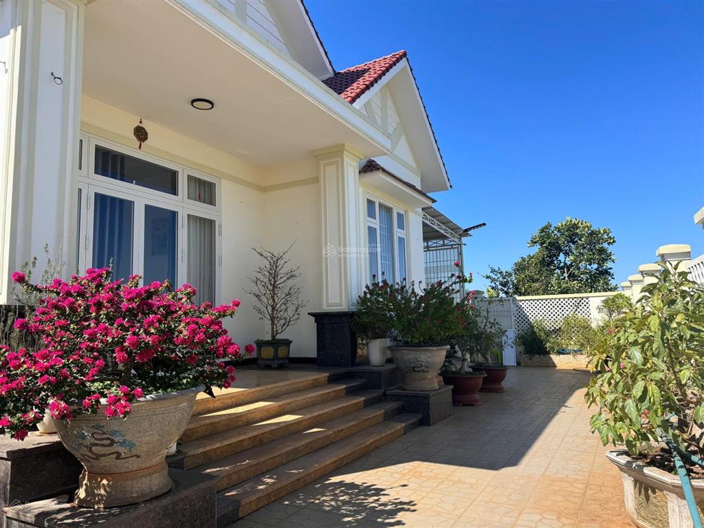 Biệt thự sân vườn đường nhánh trần phú, tt liên nghĩa. mr chí thiện bđs