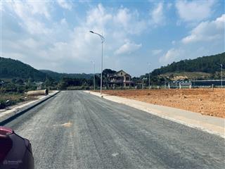 Bán 10 lô đất đường nhựa dưới chân đèo prenn