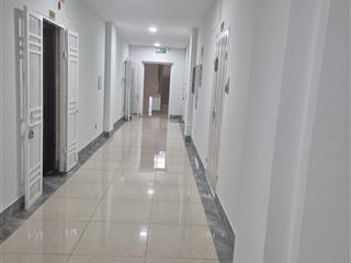 Cho thuê căn hộ 90m2 nam trung yên