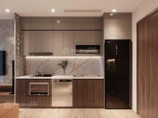 Siêu hiếm 3 ngủ golden park view công viên cầu giấy. giá 8,5 tỷ dt 98m2 với 2 vs.  0978 965 ***