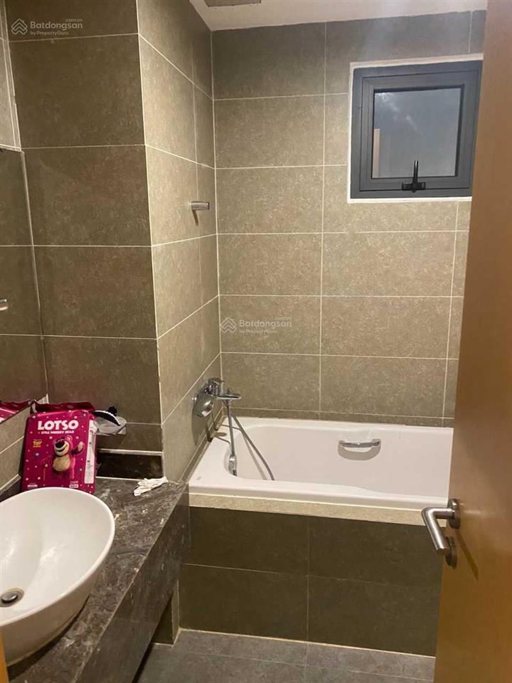 Bán căn 3 ngủ a10 nam trung yên view công viên giá 10 tỷ dt 102m2 và 2 vs.  thành 0978 965 ***