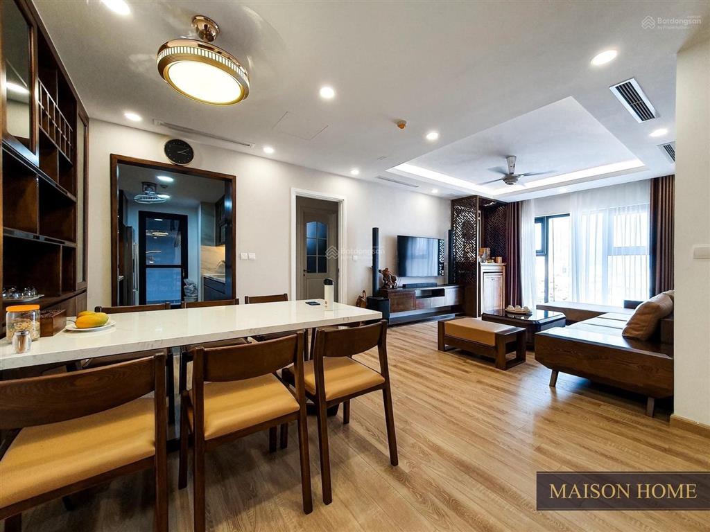 Căn hộ hoa hậu 2 ngủ central point, 219 trung kính. giá 6,5 tỷ dt 70m2 và 2 vs.  0978 965 ***