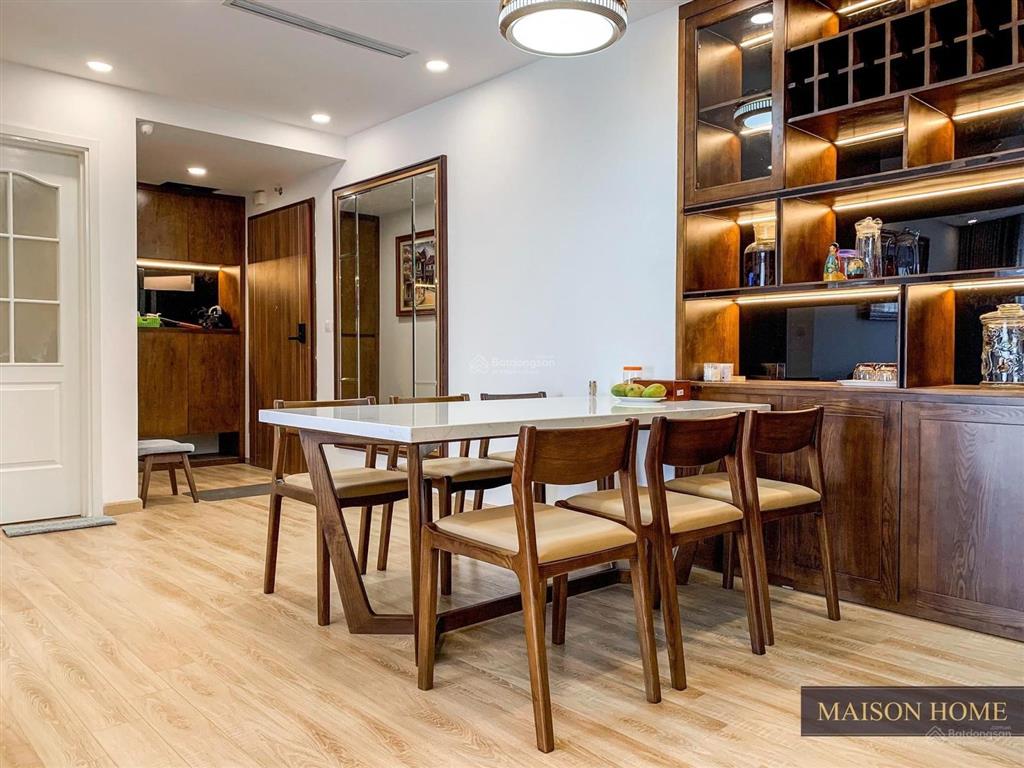 Căn hộ hoa hậu 2 ngủ central point, 219 trung kính. giá 6,5 tỷ dt 70m2 và 2 vs.  0978 965 ***