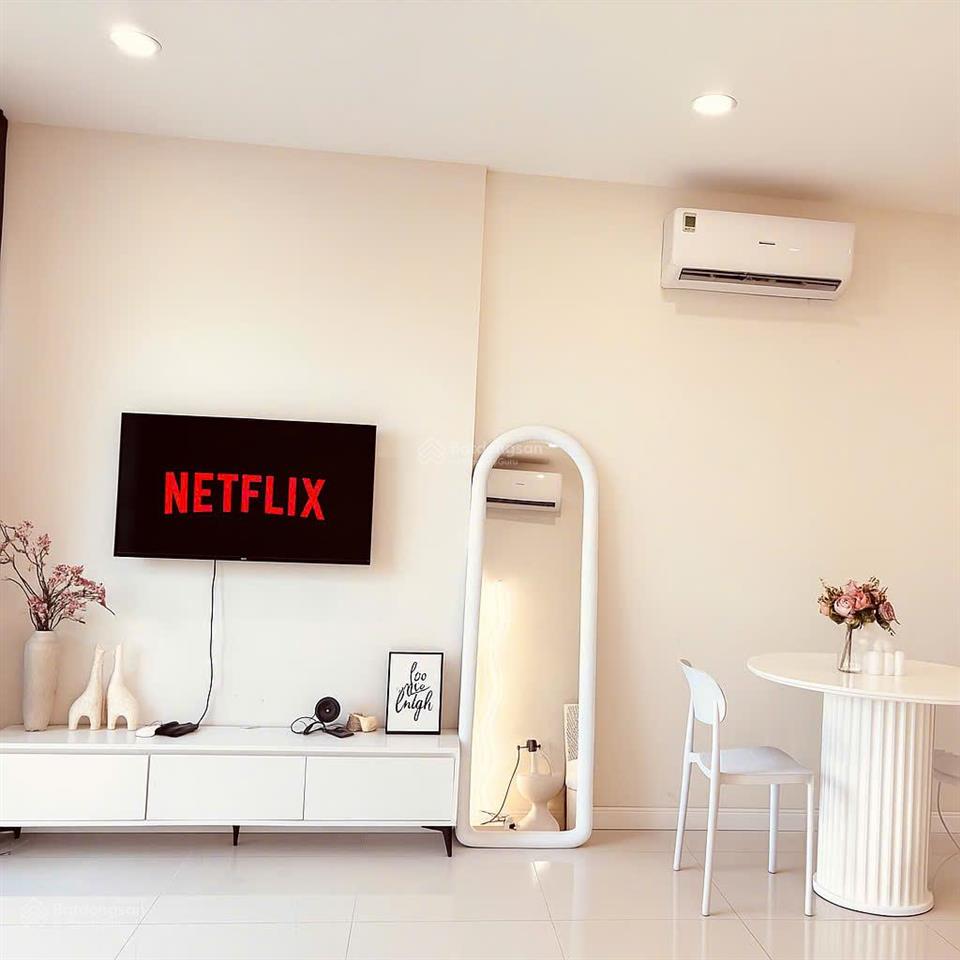 Cc bán căn hộ lavida plus giá chỉ 2,4 tỷ, đang có hợp đồng thuê 10tr/tháng