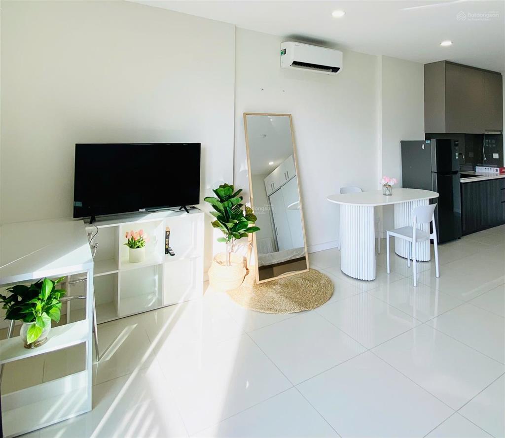 Cc bán căn hộ lavida plus giá chỉ 2,4 tỷ, đang có hợp đồng thuê 10tr/tháng