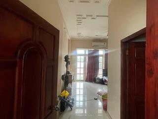 Bán nhà mặt tiền trung tâm quận 9  giá hấp dẫn