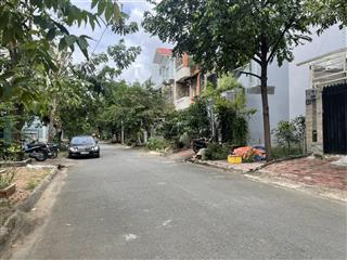 Bán nhanh lô đất nam long 90m2