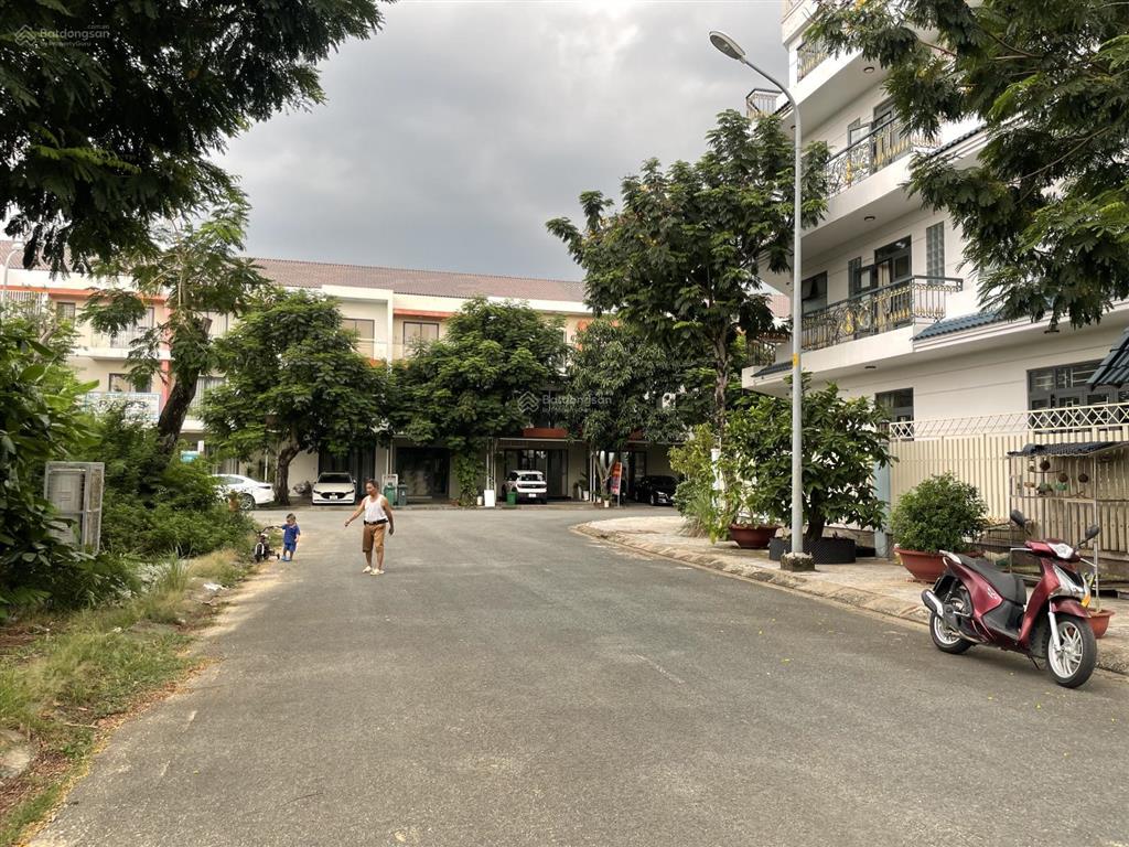 Bán nhiều nền hưng phú liên phường, giá từ 8,5 tỷ  0918 290 ***