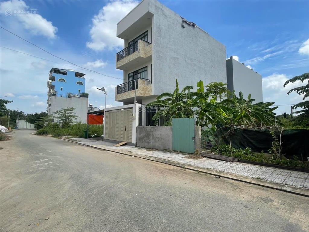 Chủ cần tiền bán lô 81,7m2 vạn phát đạt bưng ông thoàn