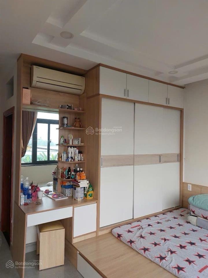 Nhà đẹp bưng ông thoàn, 4 tầng full nội thất,  e công 0918 290 ***