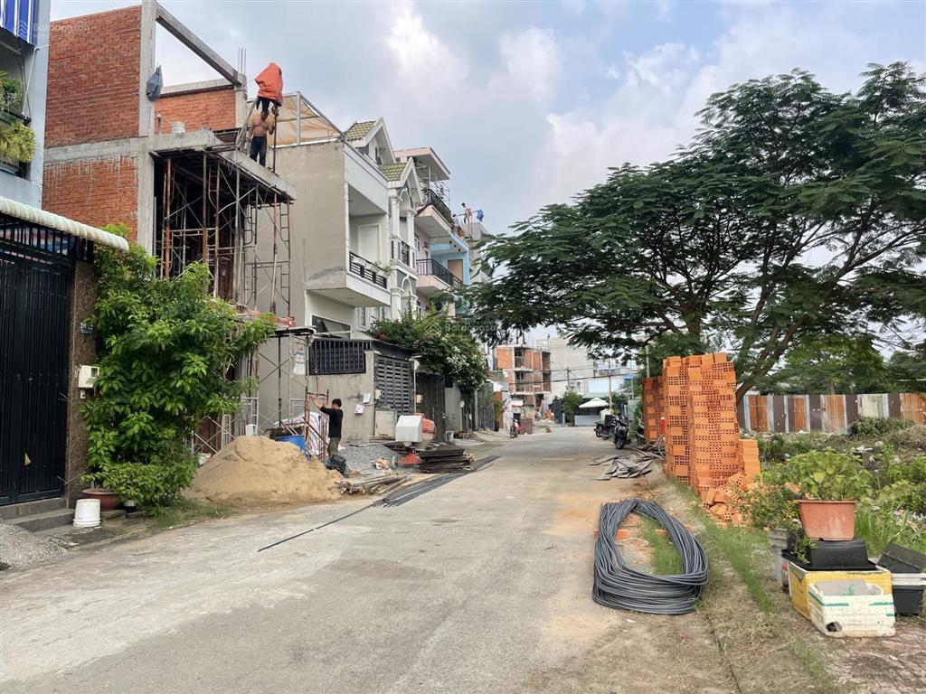 Hiếm có, lô đất 3 mặt tiền gần 450m² 3 mặt tiền giá 31 tỷ tl,  0918 290 ***