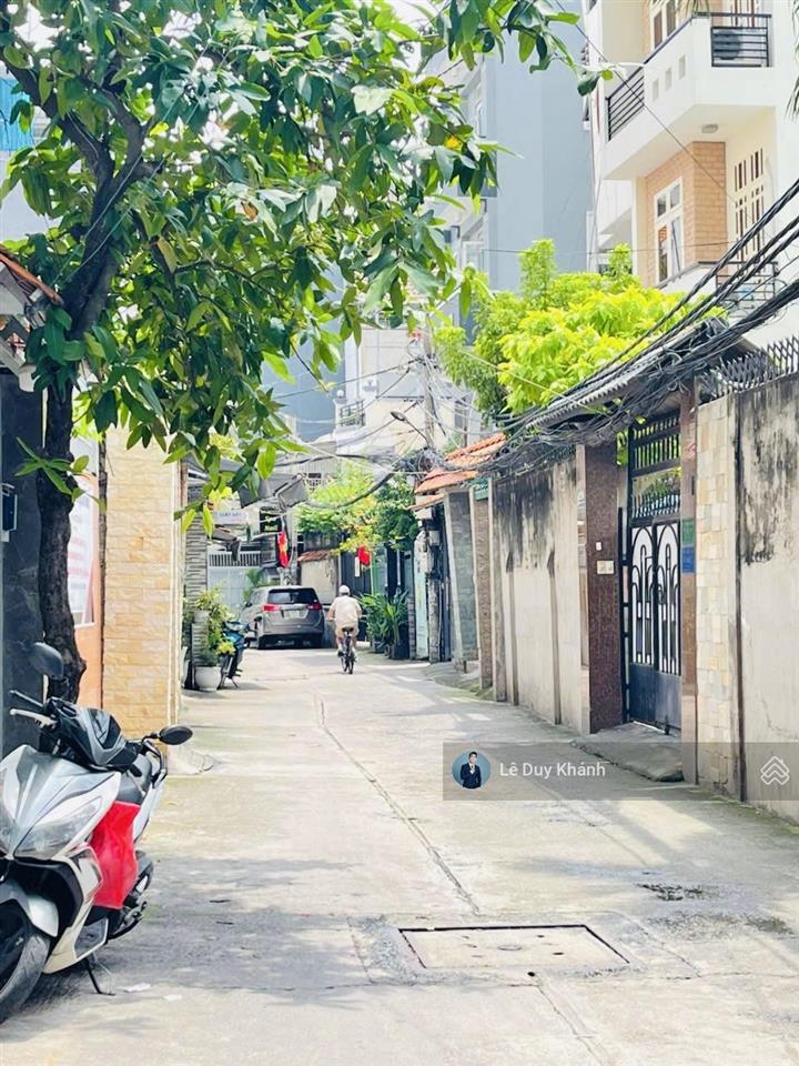 Khan hiếm p. 25  bán gấp lô đất đẹp 64.6m2 (4.5m x 15.5m)  ngay trường đh ngoại thương