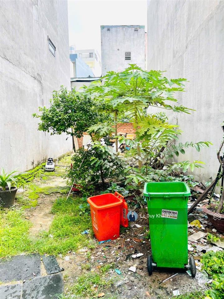 Khan hiếm p. 25  bán gấp lô đất đẹp 64.6m2 (4.5m x 15.5m)  ngay trường đh ngoại thương